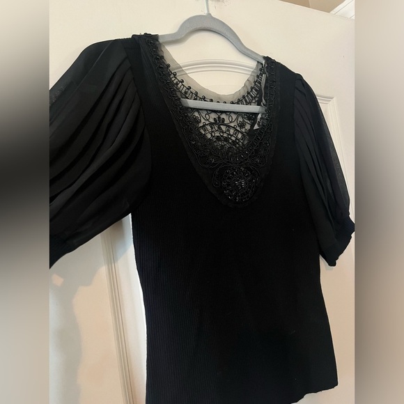 Nygard Collection Elegant Black Lace beaded Embroidery at Neckline SZ S - Picture 2 of 15